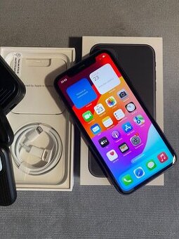 Iphone 11 64gb black, výborný stav