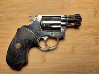 Smith & Wesson Model 60, .38 Special