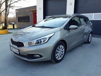 Kia Cee´d SW 1.6 CRDi LX/Silver