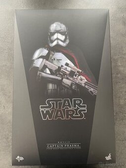 Hot Toys Captain Phasma