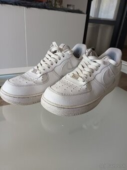 Nike Air Force 1 / Veľkosť : 43