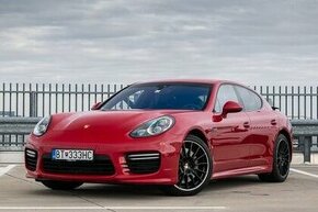 Porsche Panamera GTS PDK - 1