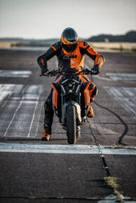 KTM 1390 Super Duke R / MY2024 / záruka 2+2