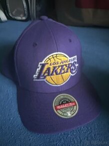 Los angeles lakers šiltovka