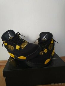 Jordan 4 Yellow Thunder - 1