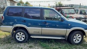 Nissan Terrano 2,7 tdi,bez korozie, z Talianska,9-2001,4x4