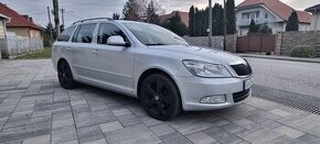 Škoda Octavia Combi 2.0 TDI CR DPF Ambiente DSG