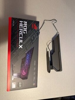 Asus ROG Strix Herculx držiak na grafickú kartu