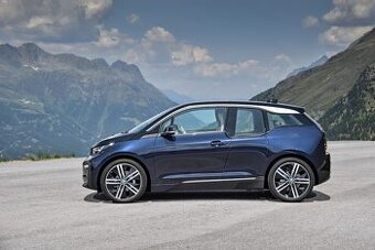 Kúpim BMW I3