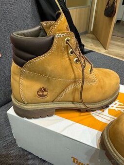 Timberland 6inch Waterproof boot vel 34