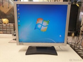 19"  LCD