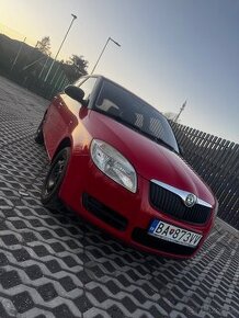 predam skoda fabia 1,2benzin rv2010