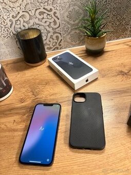 Predam pekny Iphone 13 128 GB Black