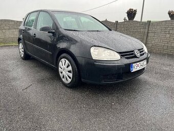 Volkswagen Golf 5 1.9 TDI - 1