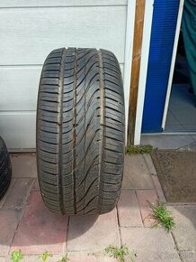 Letná pneumatika 235/45R17 97Y Paxaro