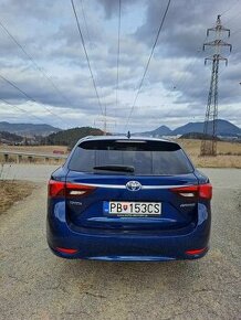 Avensis 2,0TD WG MT6 - 1