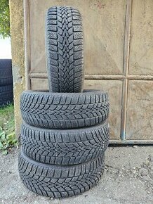 Predám 4-Zimné pneumatiky Dunlop Sport 185/55 R15