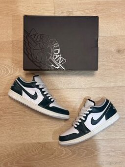 Air Jordan 1 low / oxidized