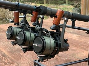 Predám Daiwa Tournament S 5000T Black Edition