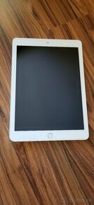 Apple iPad 5 gen 128gb - 1