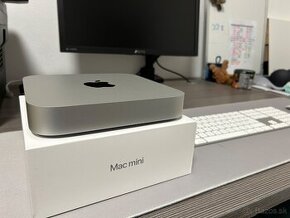 Apple Mac mini M1 8GB/256gb + monitor+ držiak VESA