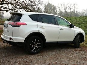 PREDAM TOYOTA RAV4 2.5 Hybrid Trend E-CTV FWD