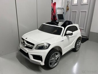 Predam elektricke auticko Mercedes amg - 1