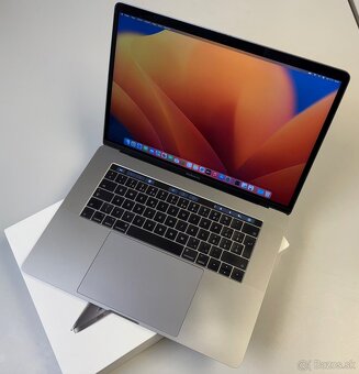 Macbook Pro 2017 15.4" /I7 2.9GHZ/16Gb/512Gb-nová batéria