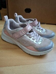 Tenisky skechers v.32