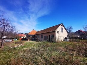 41499-Priestranný rodinný dom Veľké Uherce s pozemkom