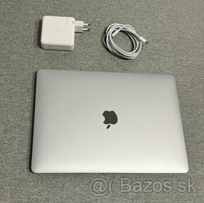 MacBook Pro 2017 - 1