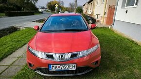 Honda Civic 8g UFO 1.4 i-vtec 73kw 2010 - 1