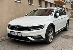 VW Passat Alltrack BiTDi 240 PS