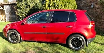 Na predaj VW Golf V, 1.6 AT