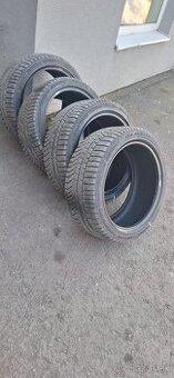 Zimne pneu 240/40 R18