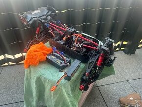 Arrma Kraton 8S