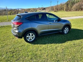 Predám Honda HR-V 1,5 i-VTEC, CVT, Elegance