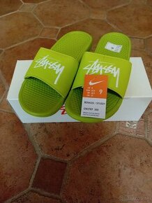 Nike X Stüssy Benassi šľapky veľkosť č.9