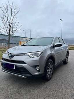 Toyota RAV4 2.5 Hybrid Active + Style AWD e-four