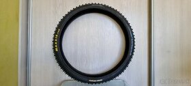 26" x 2,2" Maxxis Wetscream plášť - 1