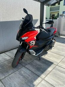 Aprilia SR GT 200