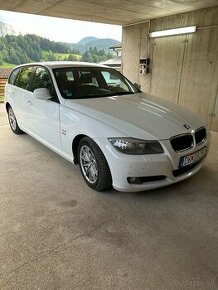 Predám BMW rad 3 Touring 320d 184k Touring xDrive A/T