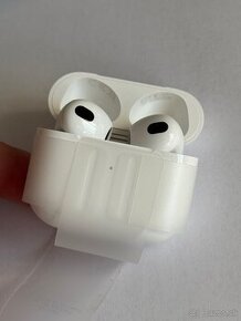 Apple AirPods 3. generácie - Nové, rok záruka