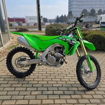 Kawasaki KX 450 - 0 mth - brembo brzdy - akcia