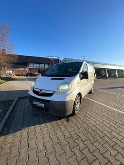 Opel Vivaro 2.5 CDTI 2008 104 kW Ťažné zariadenie