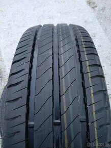 215/65 R16 C letné MICHELIN + alu R 16. - 1