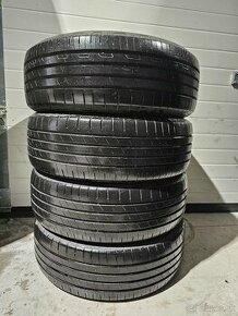 Letné Pneu GoodYear EfficientGripPerformance 215/60 R17 - 1