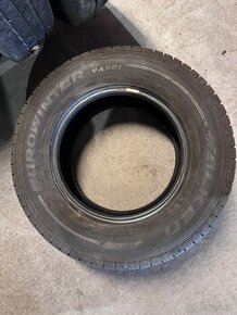 215 70R15C  Falken Eurowinter Van01