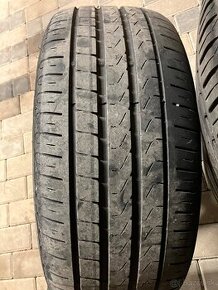 225/45 R17