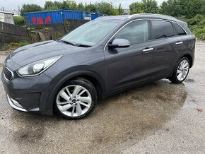 rozpredam kia niro 1,6 eco hybrid automat 109000mil 2018